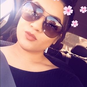 Meet your Posher, Cindy